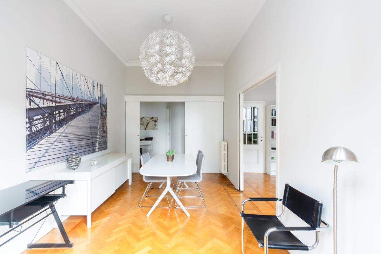 Spacious And Brilliant Apartment In Duomo By Easylife Mediolan Zewnętrze zdjęcie