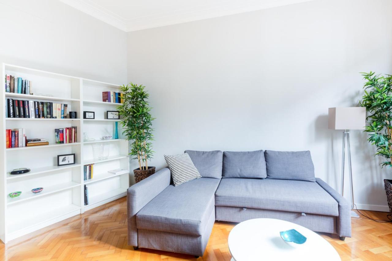 Spacious And Brilliant Apartment In Duomo By Easylife Mediolan Zewnętrze zdjęcie