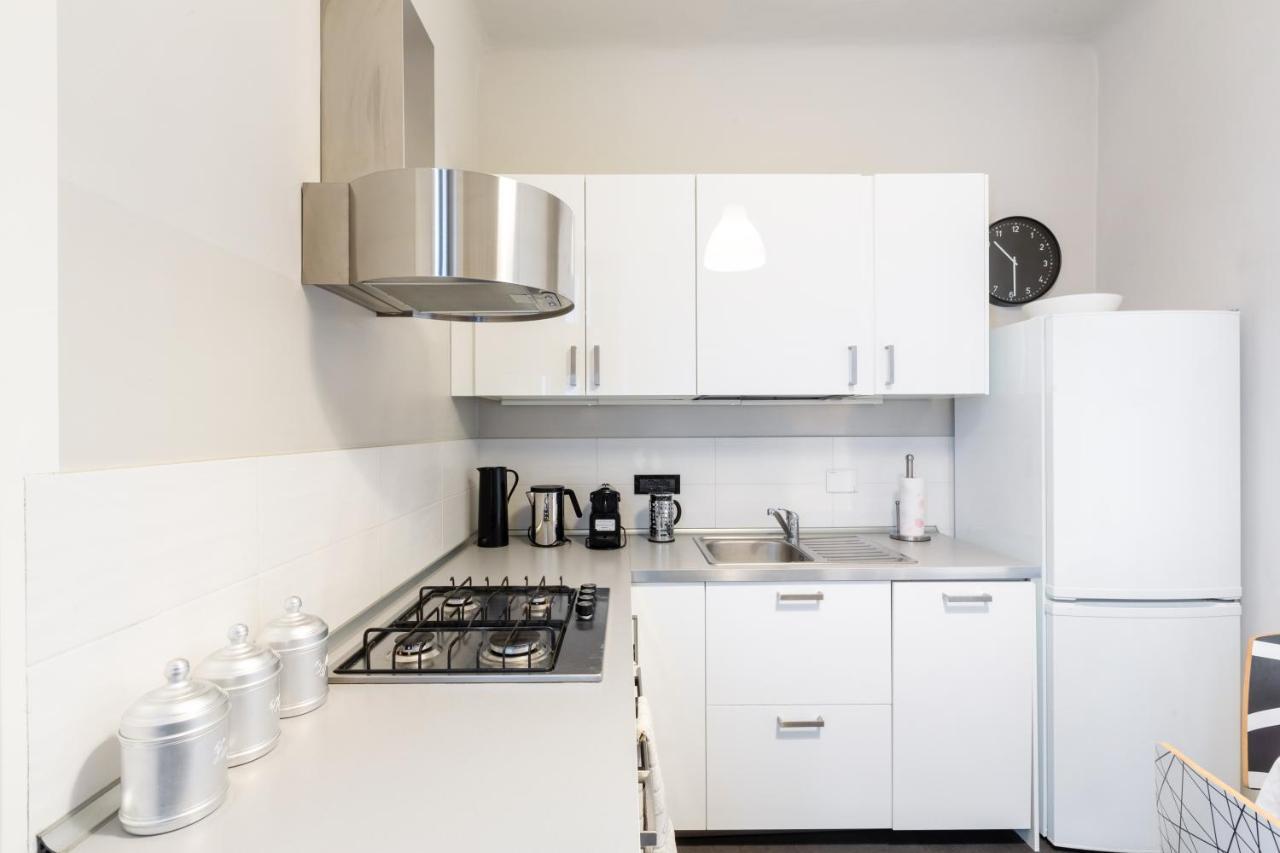 Spacious And Brilliant Apartment In Duomo By Easylife Mediolan Zewnętrze zdjęcie